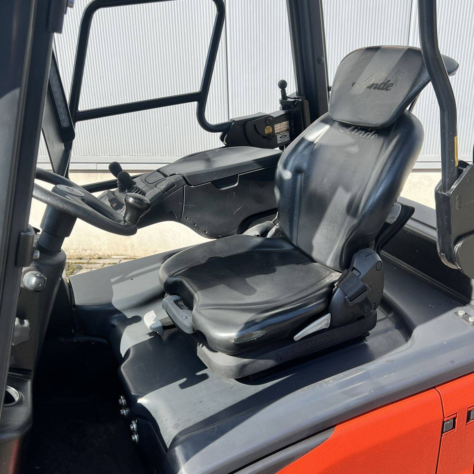 Linde E16 (386-02) EVO - Carrello elevatore elettrico: foto 3 Linde E16 (386-02) EVO - Carrello elevatore elettrico: foto 3