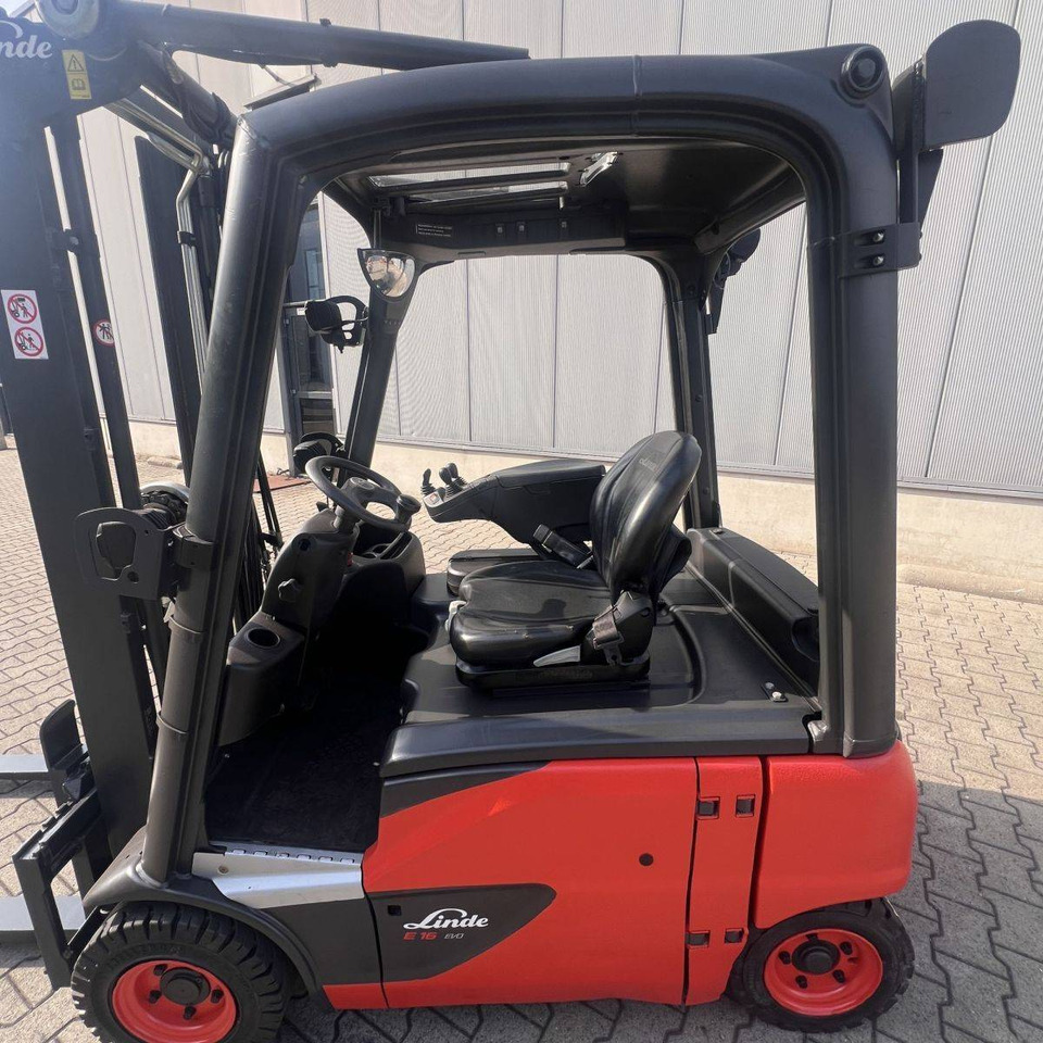 Linde E16P (386-02) EVO - Carrello elevatore elettrico: foto 5 Linde E16P (386-02) EVO - Carrello elevatore elettrico: foto 5