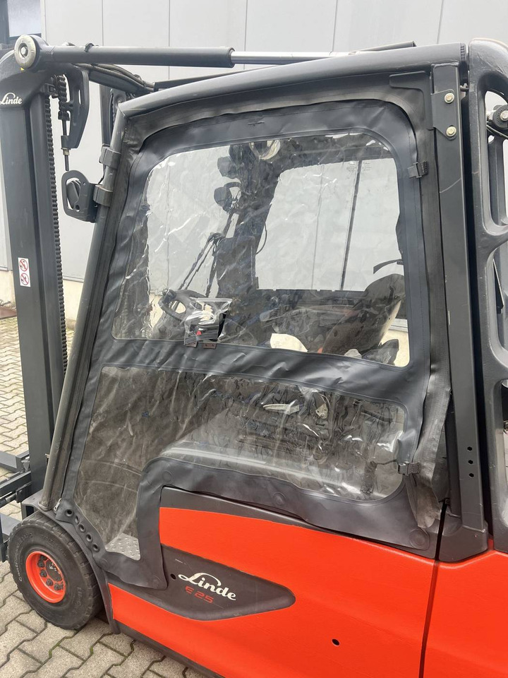 Linde E25/600HL (387) - Carrello elevatore elettrico: foto 4 Linde E25/600HL (387) - Carrello elevatore elettrico: foto 4