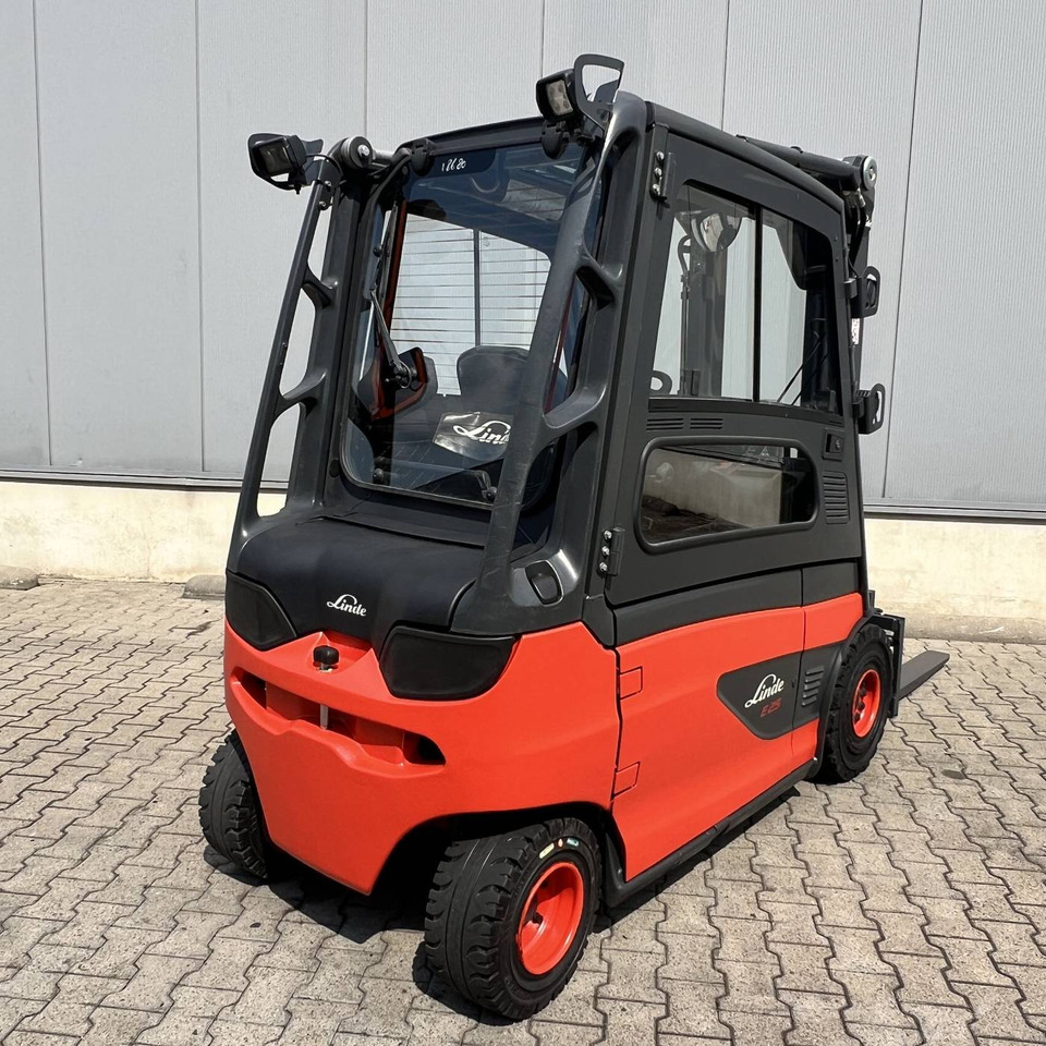 Linde E25L (387) - Carrello elevatore elettrico: foto 3 Linde E25L (387) - Carrello elevatore elettrico: foto 3