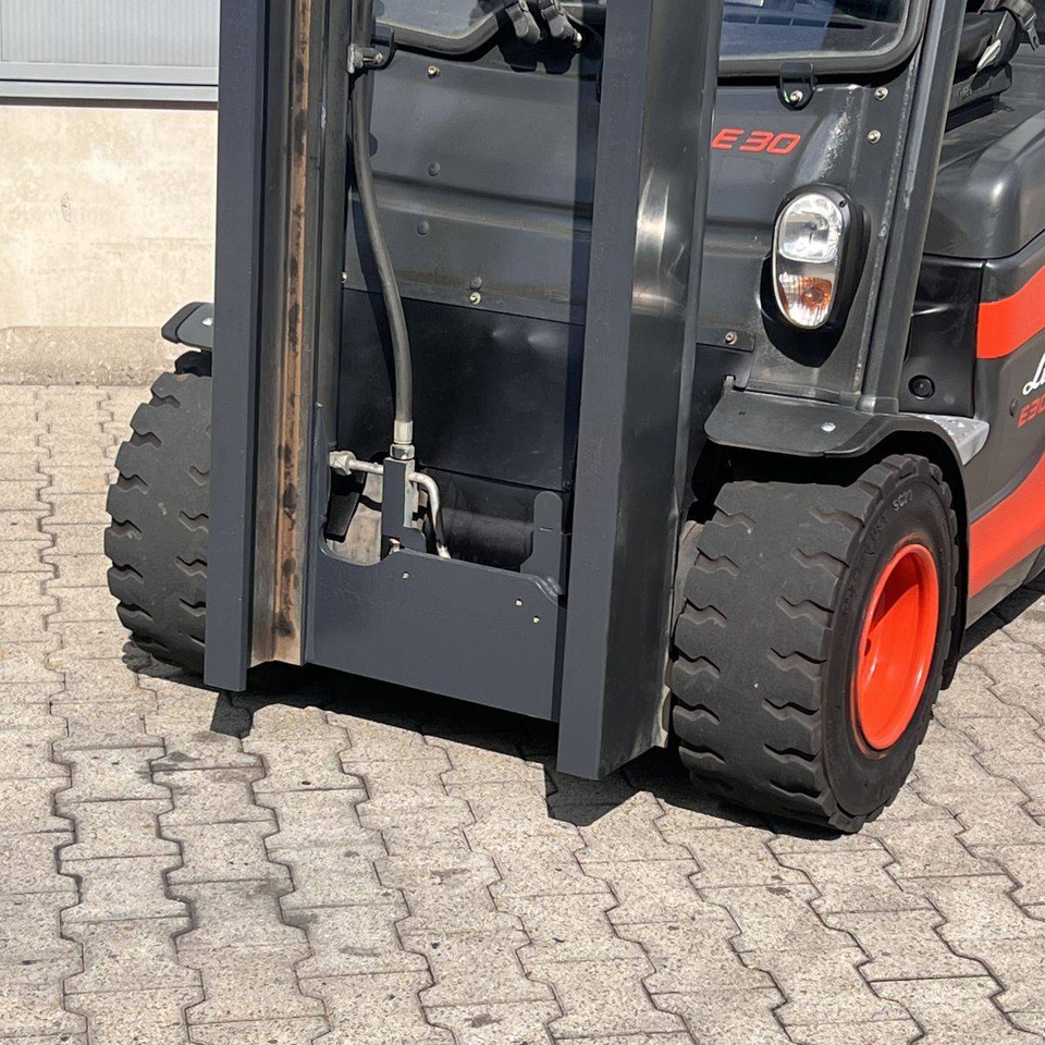 Carrello elevatore elettrico Linde E30 (387): foto 20