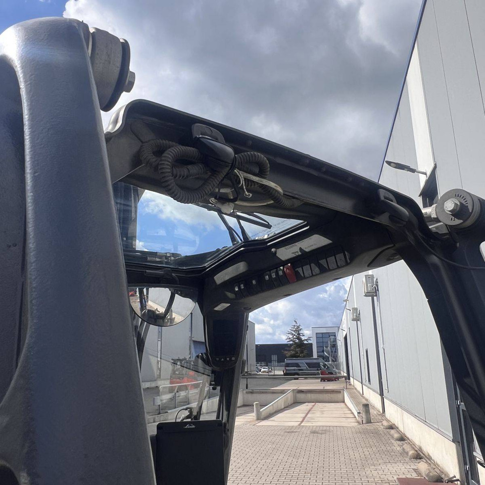 Carrello elevatore elettrico Linde E30 (387): foto 18