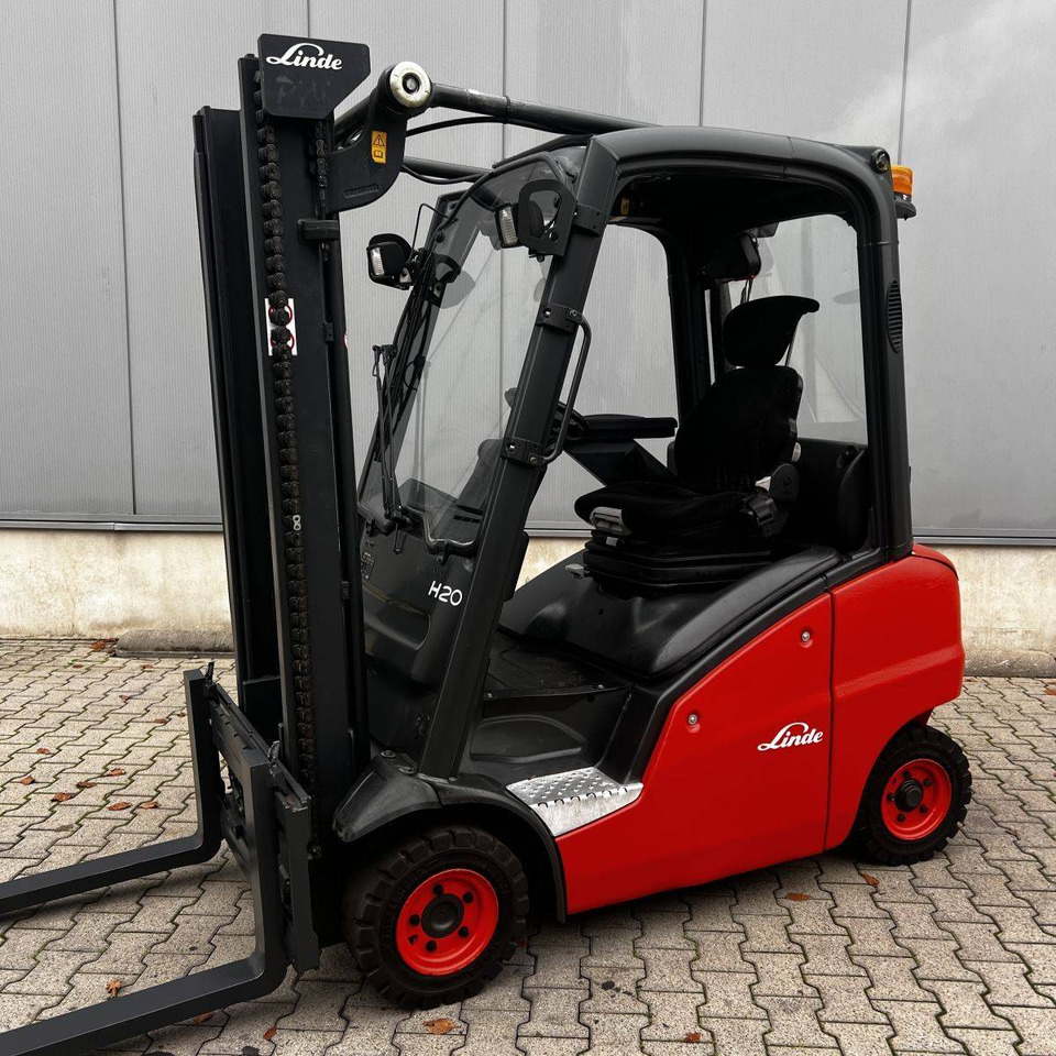 Linde H20D (391) - Carrello elevatore diesel: foto 1 Linde H20D (391) - Carrello elevatore diesel: foto 1