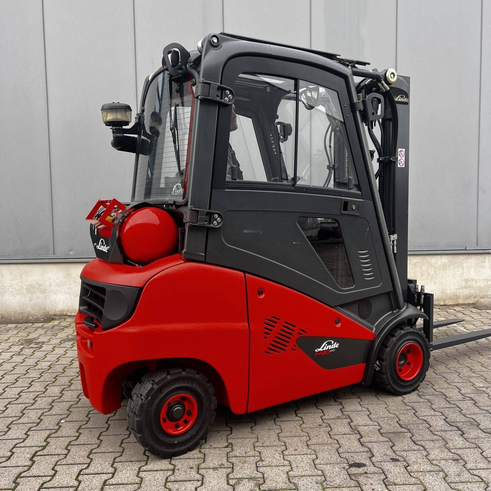 Linde H20T (391) EVO - Carrello elevatore a gas: foto 3 Linde H20T (391) EVO - Carrello elevatore a gas: foto 3