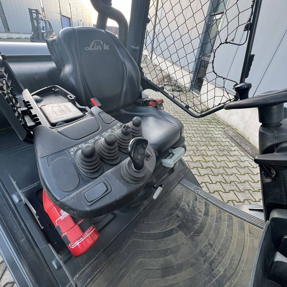 Carrello elevatore a gas Linde H25T-02 (392) EVO: foto 6