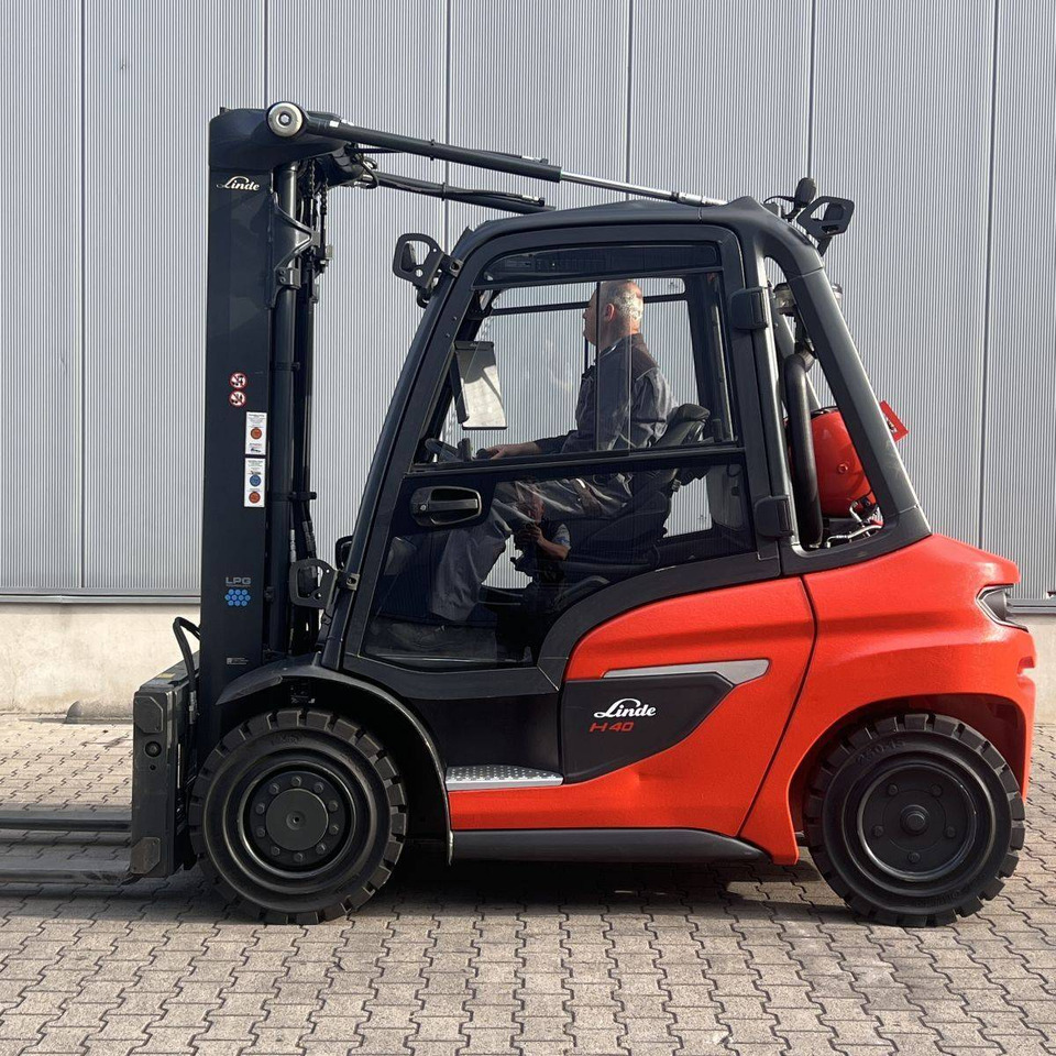 Linde H40/600T (1204) - Carrello elevatore a gas: foto 3 Linde H40/600T (1204) - Carrello elevatore a gas: foto 3