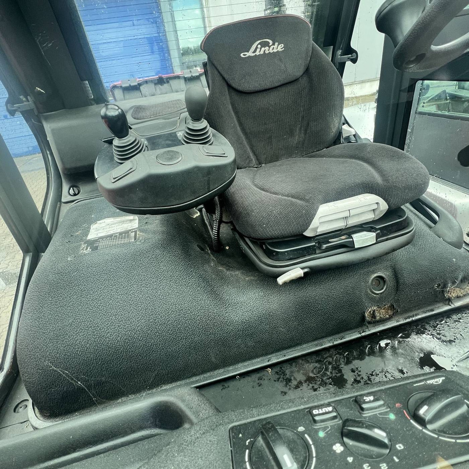 Linde H70D (396) - Carrello elevatore diesel: foto 3 Linde H70D (396) - Carrello elevatore diesel: foto 3