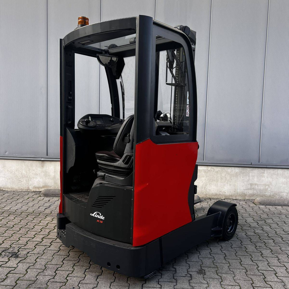 Linde R16G (1120) - Carrello retrattile: foto 1 Linde R16G (1120) - Carrello retrattile: foto 1
