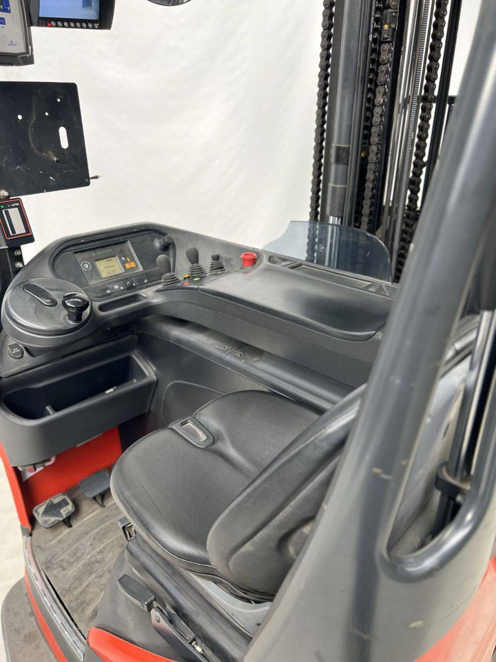 Linde R20 HD (1120) - Carrello retrattile: foto 2 Linde R20 HD (1120) - Carrello retrattile: foto 2