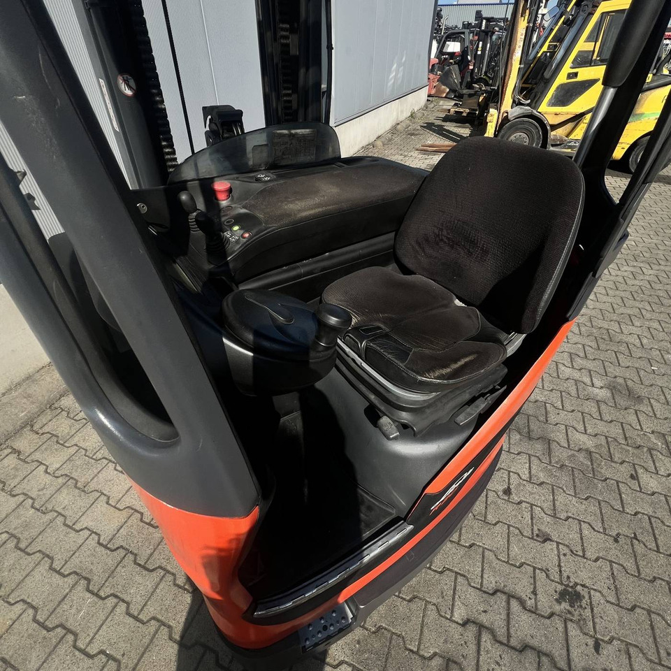 Linde R20G (1120) - Carrello retrattile: foto 3 Linde R20G (1120) - Carrello retrattile: foto 3