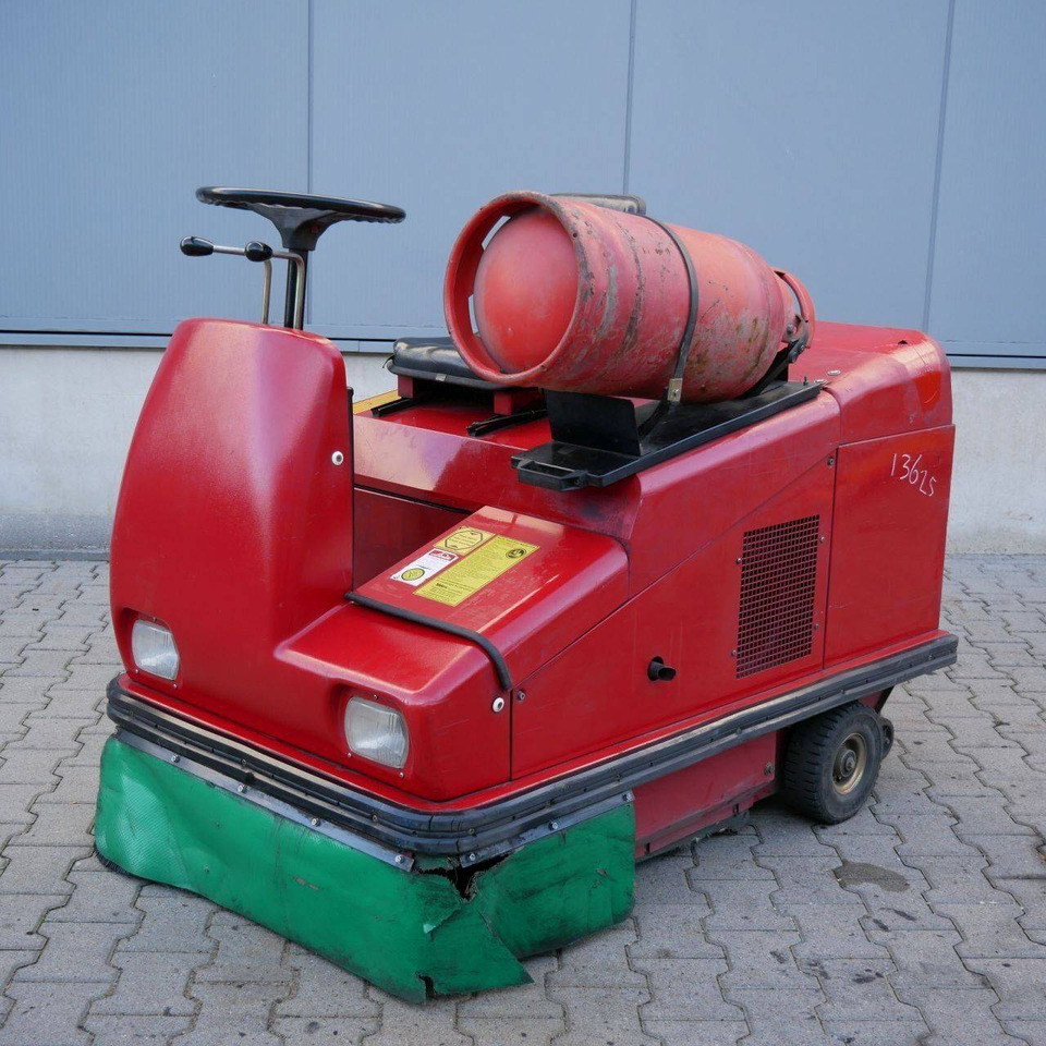 RCM 703H (LPG) - Spazzatrice industriale: foto 1 RCM 703H (LPG) - Spazzatrice industriale: foto 1