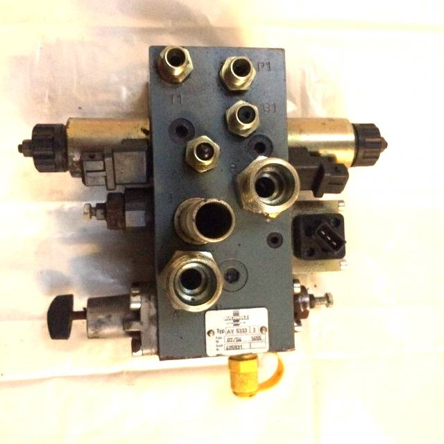 Steering block Hydraulik Still - Valvola idraulica per Mezzo di movimentazione: foto 1 Steering block Hydraulik Still - Valvola idraulica per Mezzo di movimentazione: foto 1