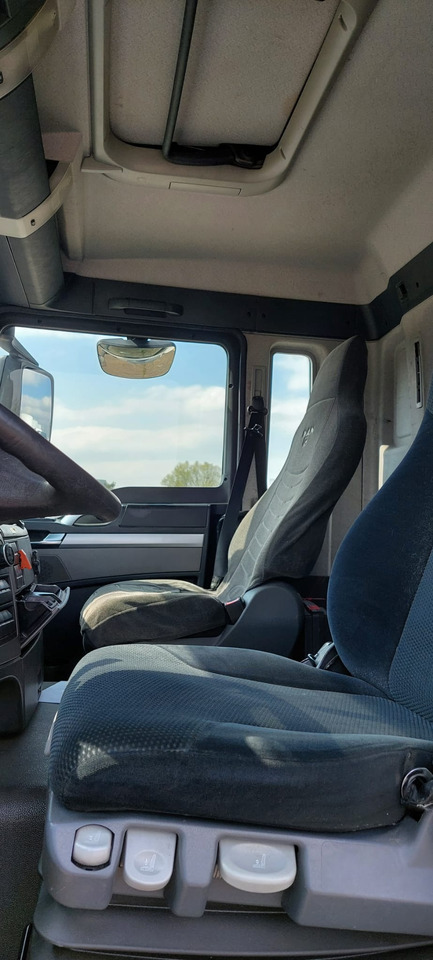 Camion cisterna per il trasporto di carburanti MAN TGS (lot of 4): foto 29 Camion cisterna per il trasporto di carburanti MAN TGS (lot of 4): foto 29