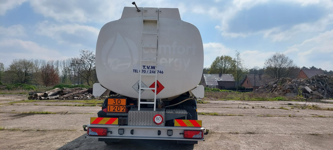 Camion cisterna per il trasporto di carburanti MAN TGS (lot of 4): foto 12 Camion cisterna per il trasporto di carburanti MAN TGS (lot of 4): foto 12