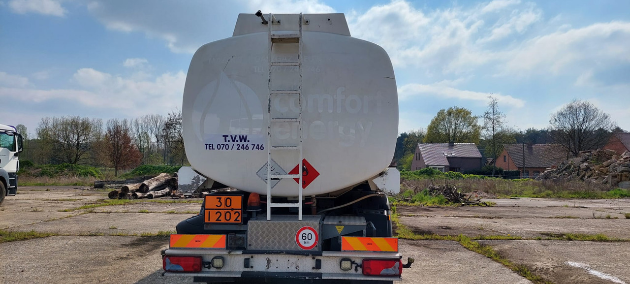 Camion cisterna per il trasporto di carburanti MAN TGS (lot of 4): foto 48 Camion cisterna per il trasporto di carburanti MAN TGS (lot of 4): foto 48