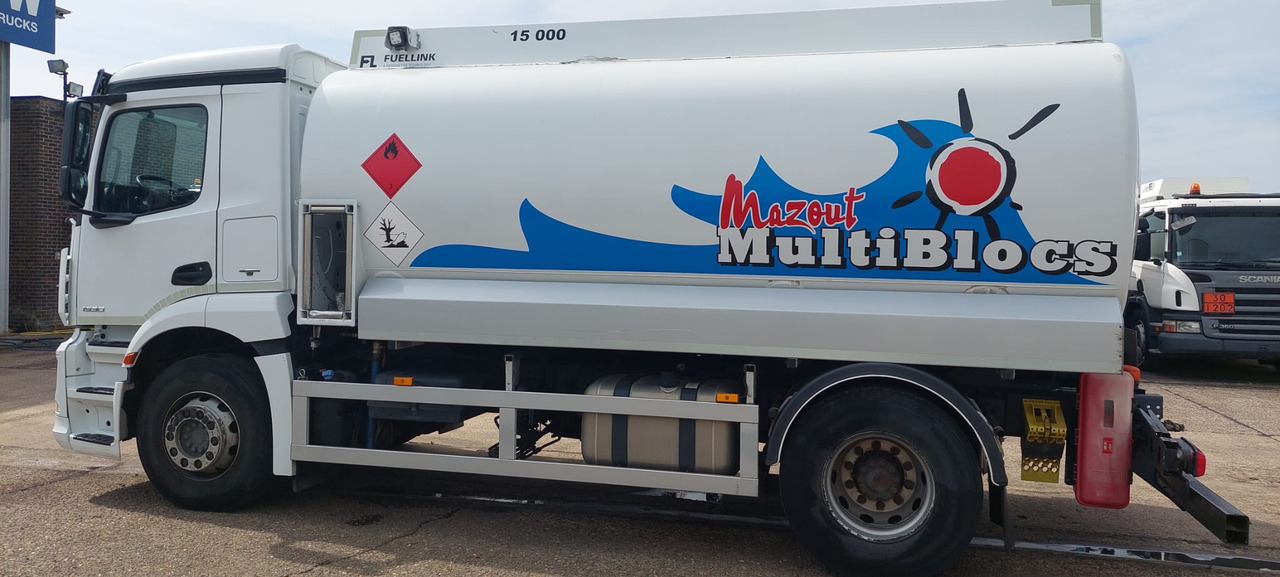 Camion cisterna MERCEDES Antos: foto 13 Camion cisterna MERCEDES Antos: foto 13