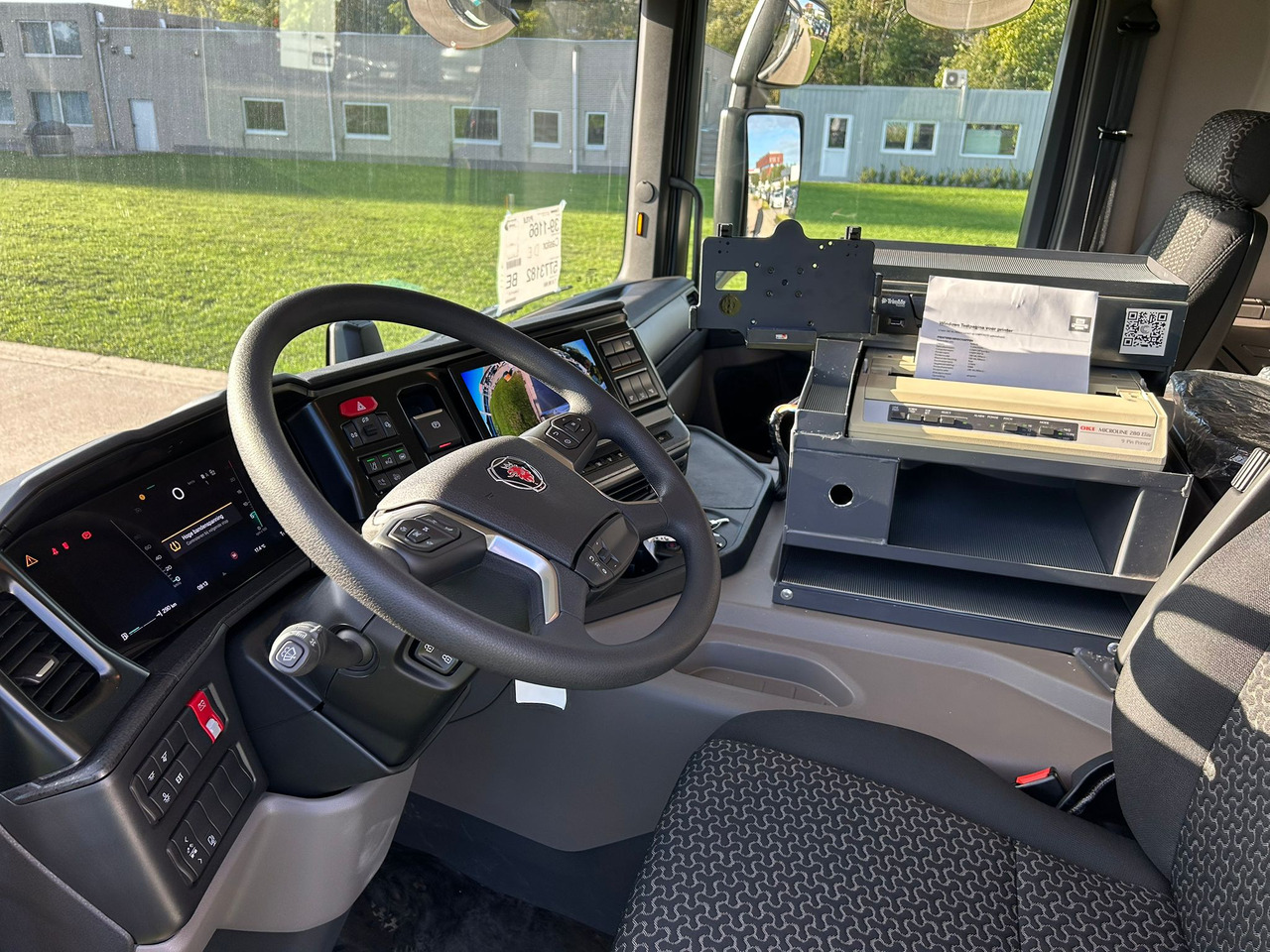 SCANIA P370 - Camion cisterna: foto 3 SCANIA P370 - Camion cisterna: foto 3