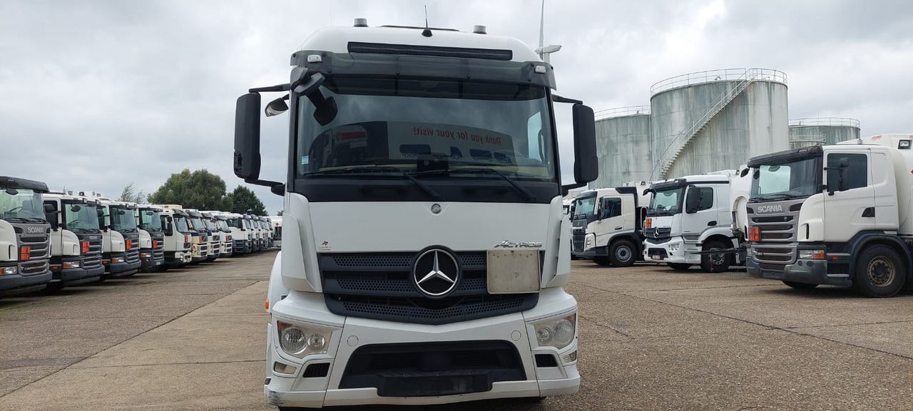 MERCEDES Actros - Trattore stradale: foto 2 MERCEDES Actros - Trattore stradale: foto 2
