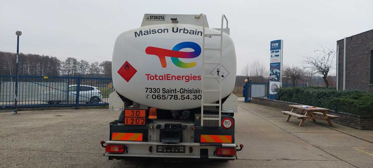 Camion cisterna VOLVO FM: foto 11