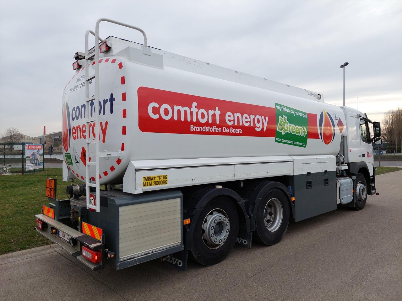 Camion cisterna VOLVO FM: foto 8