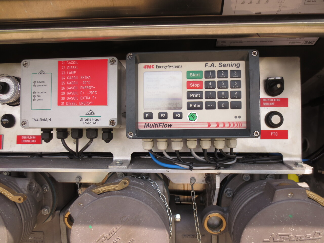 VOLVO FM - Camion cisterna: foto 2 VOLVO FM - Camion cisterna: foto 2