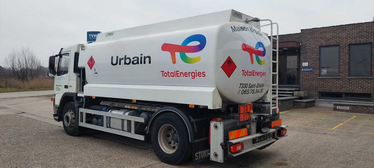 Camion cisterna VOLVO FM: foto 12