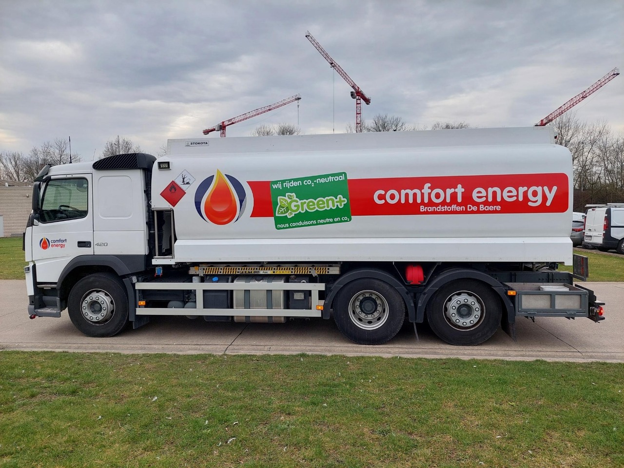 Camion cisterna VOLVO FM: foto 11