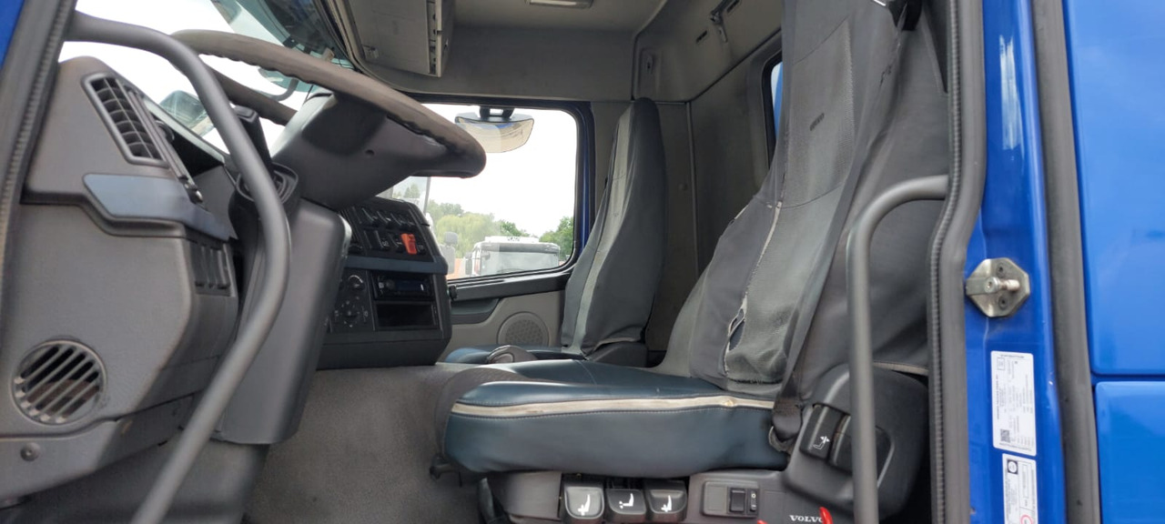 VOLVO FM - Camion cisterna: foto 5 VOLVO FM - Camion cisterna: foto 5
