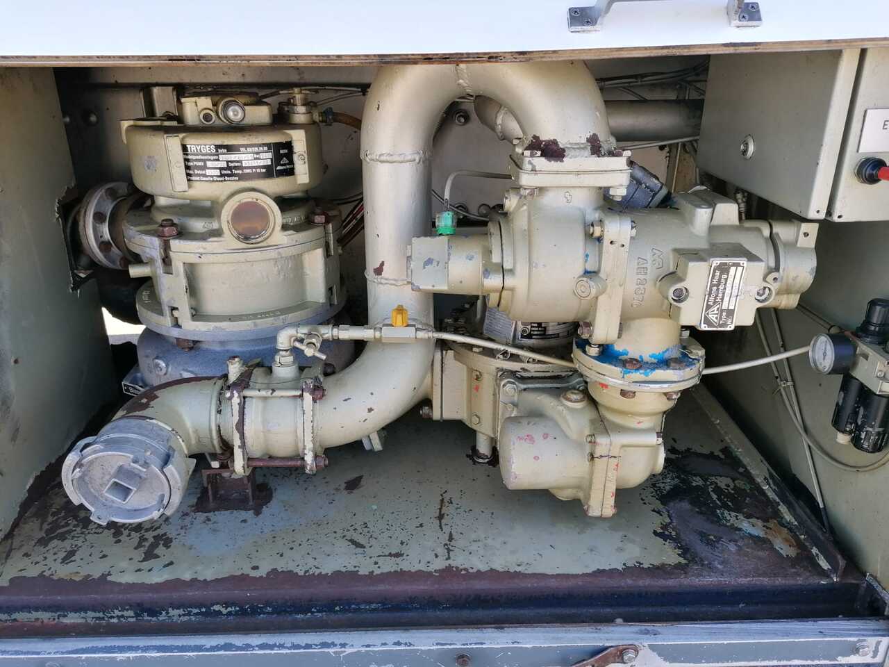 Volvo FMFH - Camion cisterna: foto 2 Volvo FMFH - Camion cisterna: foto 2