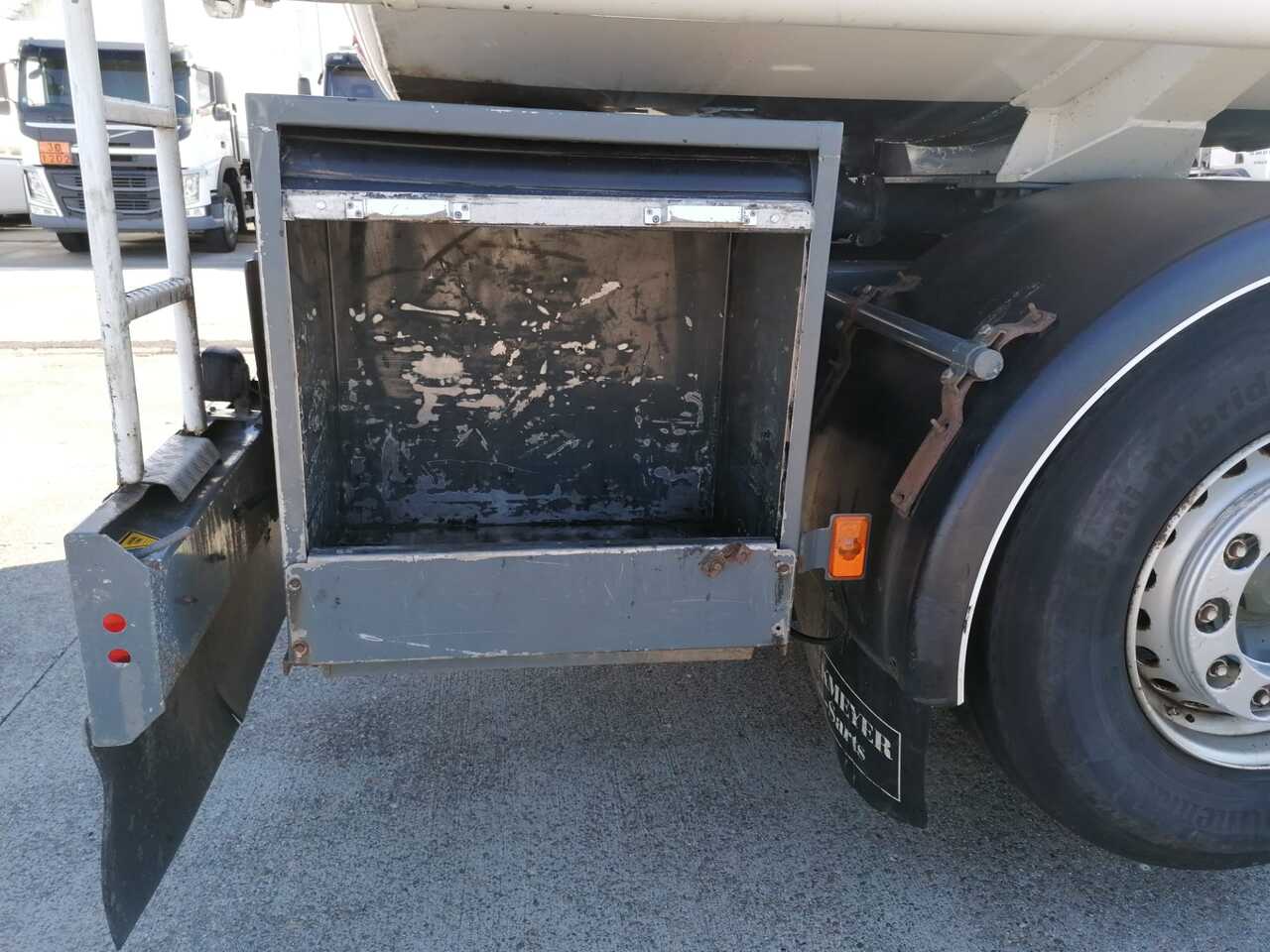 Volvo FMFH - Camion cisterna: foto 4 Volvo FMFH - Camion cisterna: foto 4