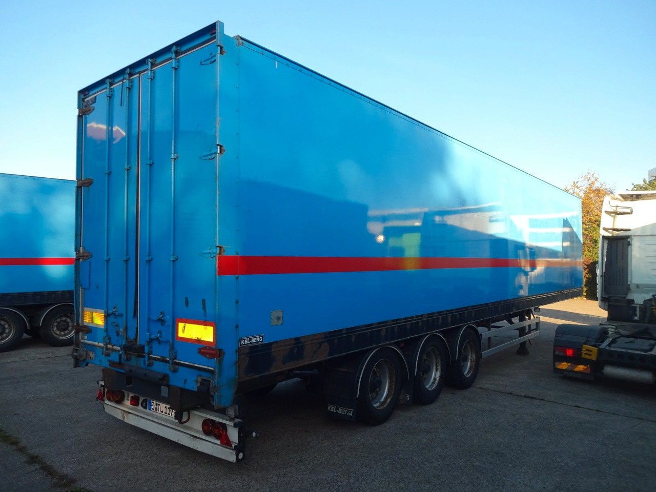 Kel-Berg 3 x Koffer, Doppelstock mit Balken - Semirimorchio furgonato: foto 5 Kel-Berg 3 x Koffer, Doppelstock mit Balken - Semirimorchio furgonato: foto 5