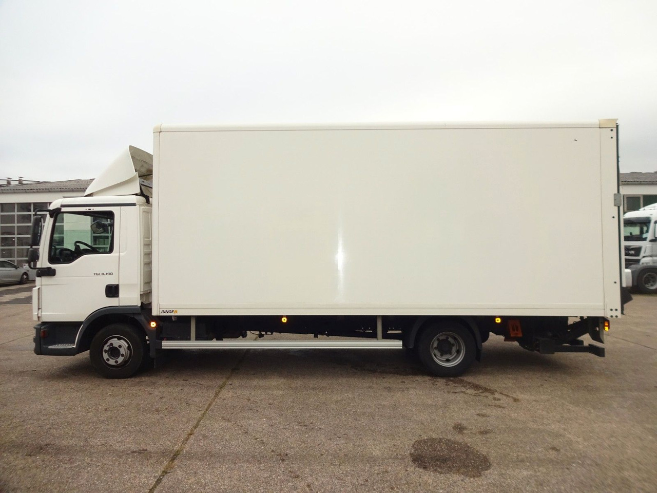 MAN TGL 8.190, LBW, Luft, Tempomat, Standheizung - Furgone box: foto 4 MAN TGL 8.190, LBW, Luft, Tempomat, Standheizung - Furgone box: foto 4