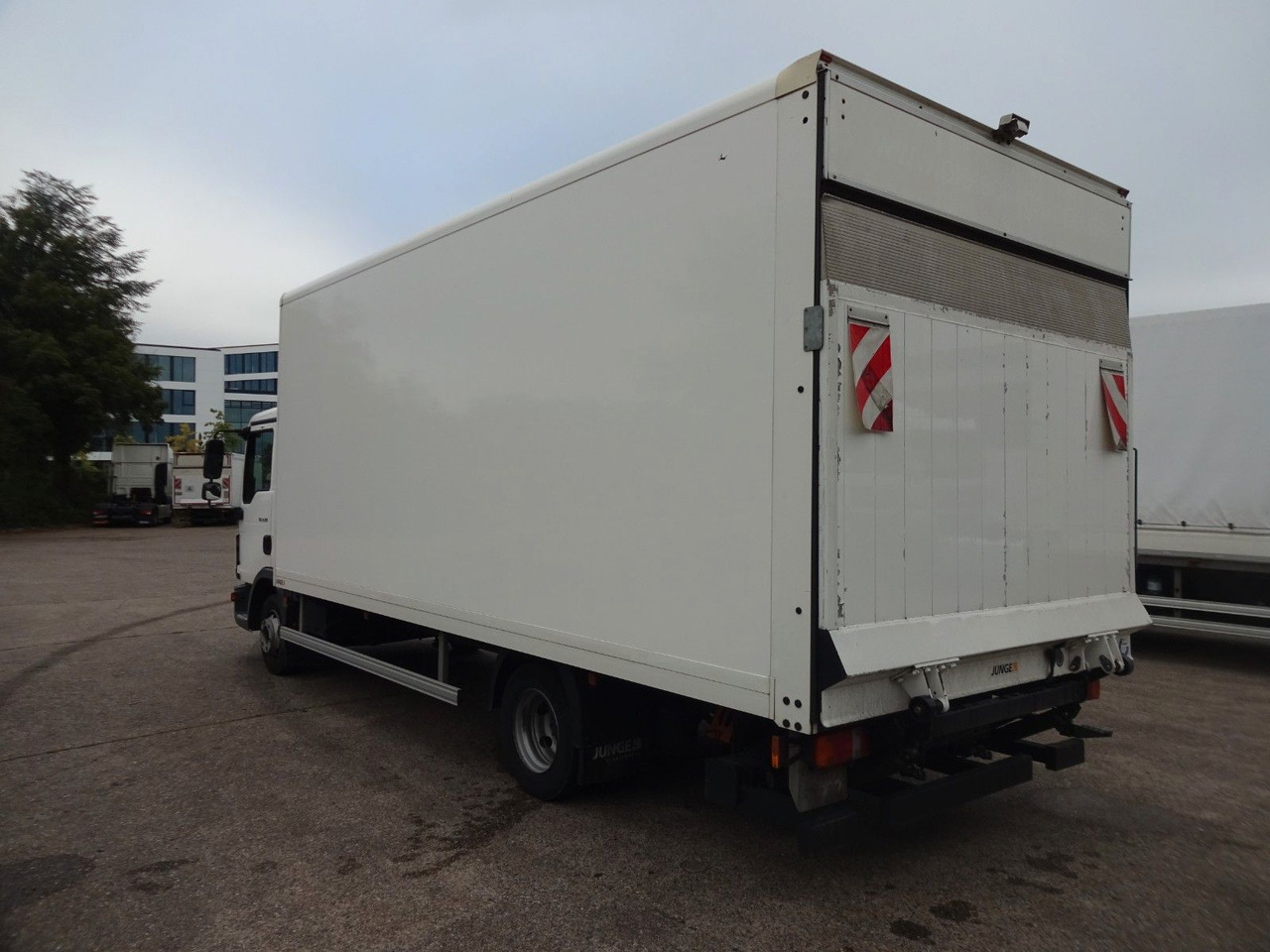 MAN TGL 8.190, LBW, Luft, Tempomat, Standheizung - Furgone box: foto 5 MAN TGL 8.190, LBW, Luft, Tempomat, Standheizung - Furgone box: foto 5