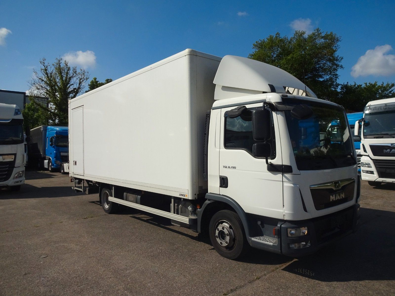 MAN TGL 8.190, LBW, Luft, Tempomat, Standheizung - Furgone box: foto 1 MAN TGL 8.190, LBW, Luft, Tempomat, Standheizung - Furgone box: foto 1