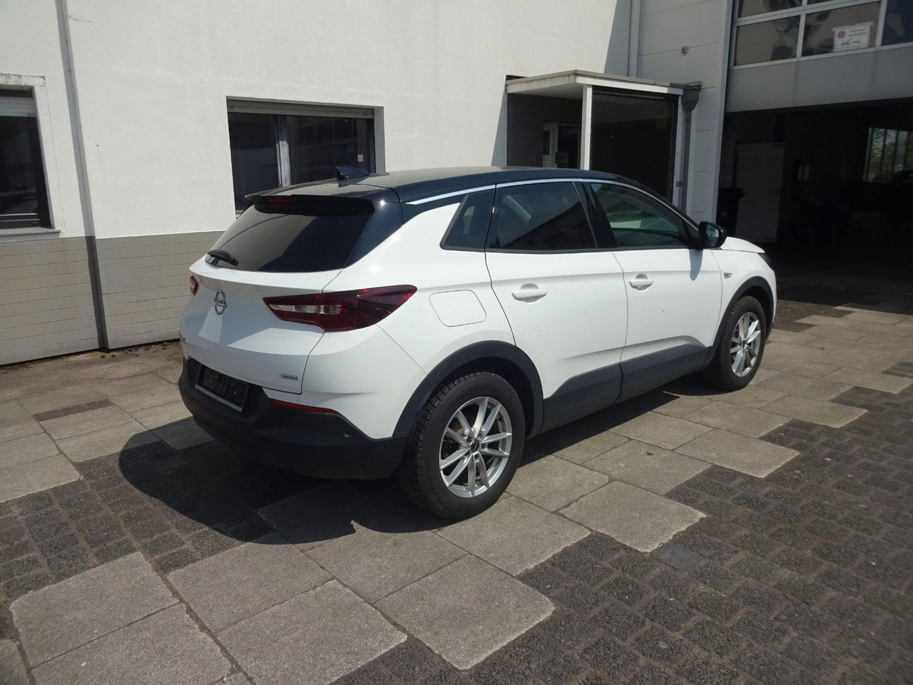 Opel Grandland (X) - SUV/ Fuoristrada: foto 4 Opel Grandland (X) - SUV/ Fuoristrada: foto 4