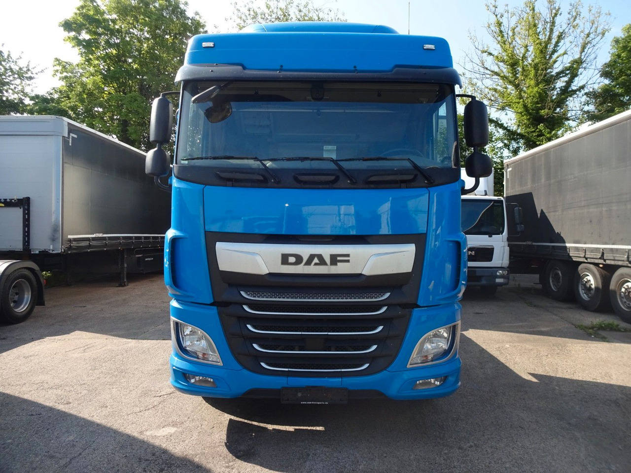 DAF XF 440, SC, Klima, 2 x Tank, Intarder, Standklim - Trattore stradale: foto 2 DAF XF 440, SC, Klima, 2 x Tank, Intarder, Standklim - Trattore stradale: foto 2