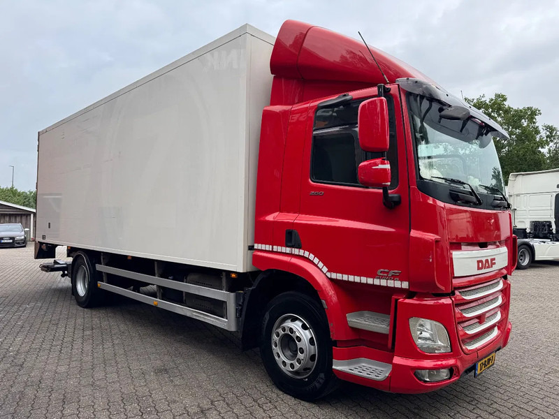 DAF CF 260 4X2 7.6 Frigoblock FK12 -25 Trennwand 2T LBW, HEIWO, Top condition - Autocarro cella isotermica: foto 2 DAF CF 260 4X2 7.6 Frigoblock FK12 -25 Trennwand 2T LBW, HEIWO, Top condition - Autocarro cella isotermica: foto 2
