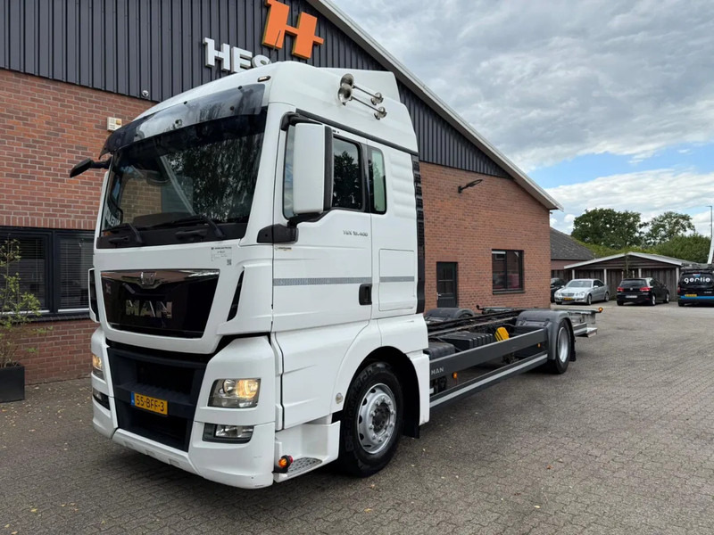 MAN TGX 18.400 XLX AHK LBW Standairco NL Truck - Autocarro portacontainer/ Caisse interchangeable: foto 1 MAN TGX 18.400 XLX AHK LBW Standairco NL Truck - Autocarro portacontainer/ Caisse interchangeable: foto 1