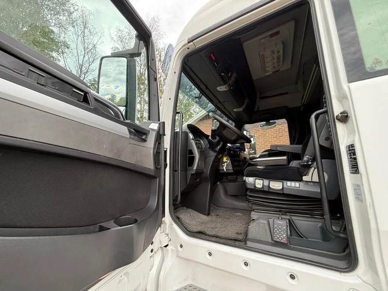 MAN TGX 18.400 XLX AHK LBW Standairco NL Truck - Autocarro portacontainer/ Caisse interchangeable: foto 5 MAN TGX 18.400 XLX AHK LBW Standairco NL Truck - Autocarro portacontainer/ Caisse interchangeable: foto 5