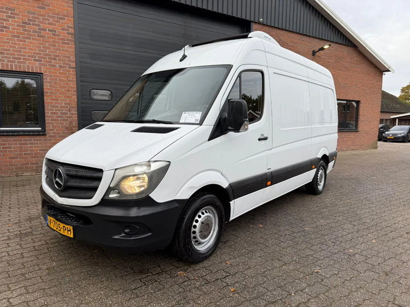 Mercedes-Benz Sprinter Dual Zone Frigo -30/+30 Automaat NL Van APK/TUV 02-06-2026 - Furgone frigo, Furgone doppia cabina: foto 1 Mercedes-Benz Sprinter Dual Zone Frigo -30/+30 Automaat NL Van APK/TUV 02-06-2026 - Furgone frigo, Furgone doppia cabina: foto 1