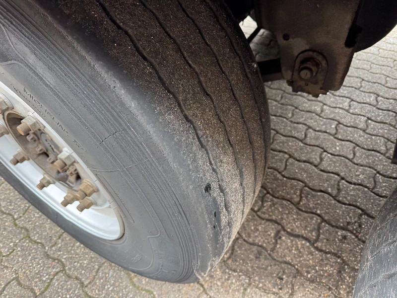 Semirimorchio cella isotermica Schmitz Cargobull SKO 24 5x Meatrails Rohrbahnen Fleisch Carrier Vector 1950MT: foto 18 Semirimorchio cella isotermica Schmitz Cargobull SKO 24 5x Meatrails Rohrbahnen Fleisch Carrier Vector 1950MT: foto 18