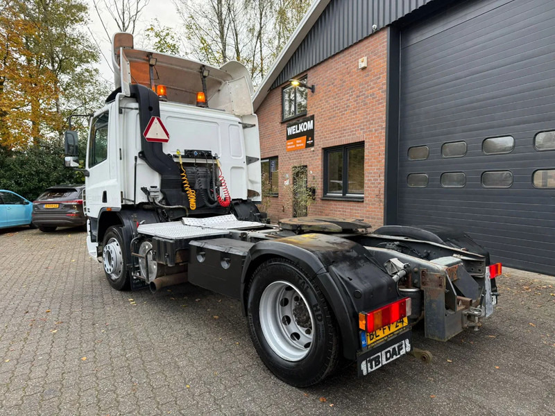 DAF CF 75.250 Handgeschakeld/Manual EURO 3 - Trattore stradale: foto 2 DAF CF 75.250 Handgeschakeld/Manual EURO 3 - Trattore stradale: foto 2