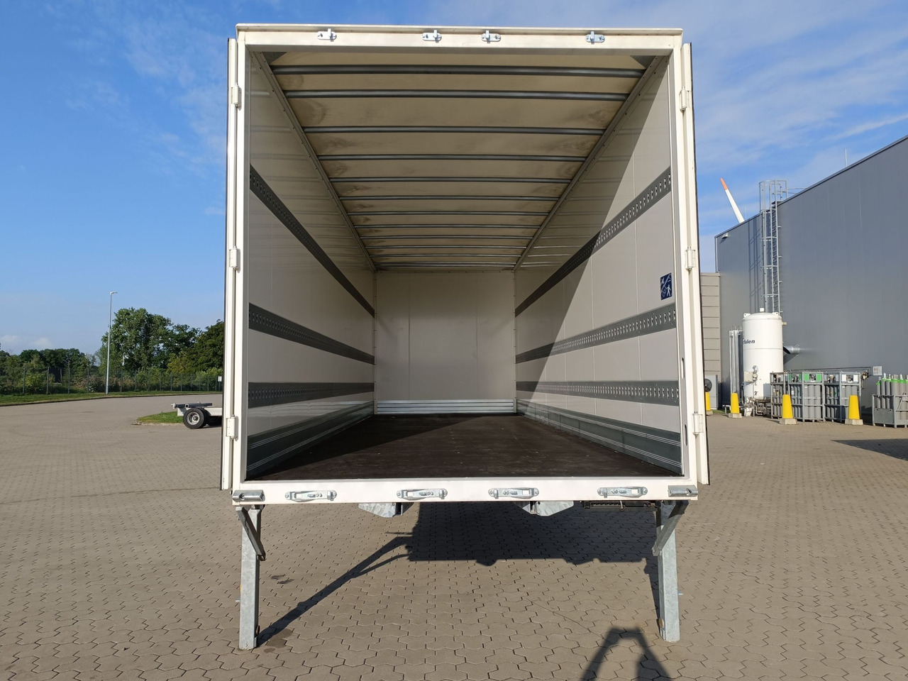 BDF-System, 7.450 mm lang, SONDERPREIS MESSEAUFBAU, - Cassa - furgone: foto 4 BDF-System, 7.450 mm lang, SONDERPREIS MESSEAUFBAU, - Cassa - furgone: foto 4