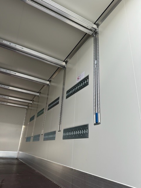 Krone BDF-System 7.450 mm, Portaltüren, FABRIKNEU - Cassa - furgone: foto 4 Krone BDF-System 7.450 mm, Portaltüren, FABRIKNEU - Cassa - furgone: foto 4