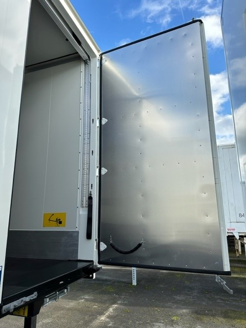 Krone BDF-System 7.450 mm, Portaltüren, FABRIKNEU - Cassa - furgone: foto 3 Krone BDF-System 7.450 mm, Portaltüren, FABRIKNEU - Cassa - furgone: foto 3