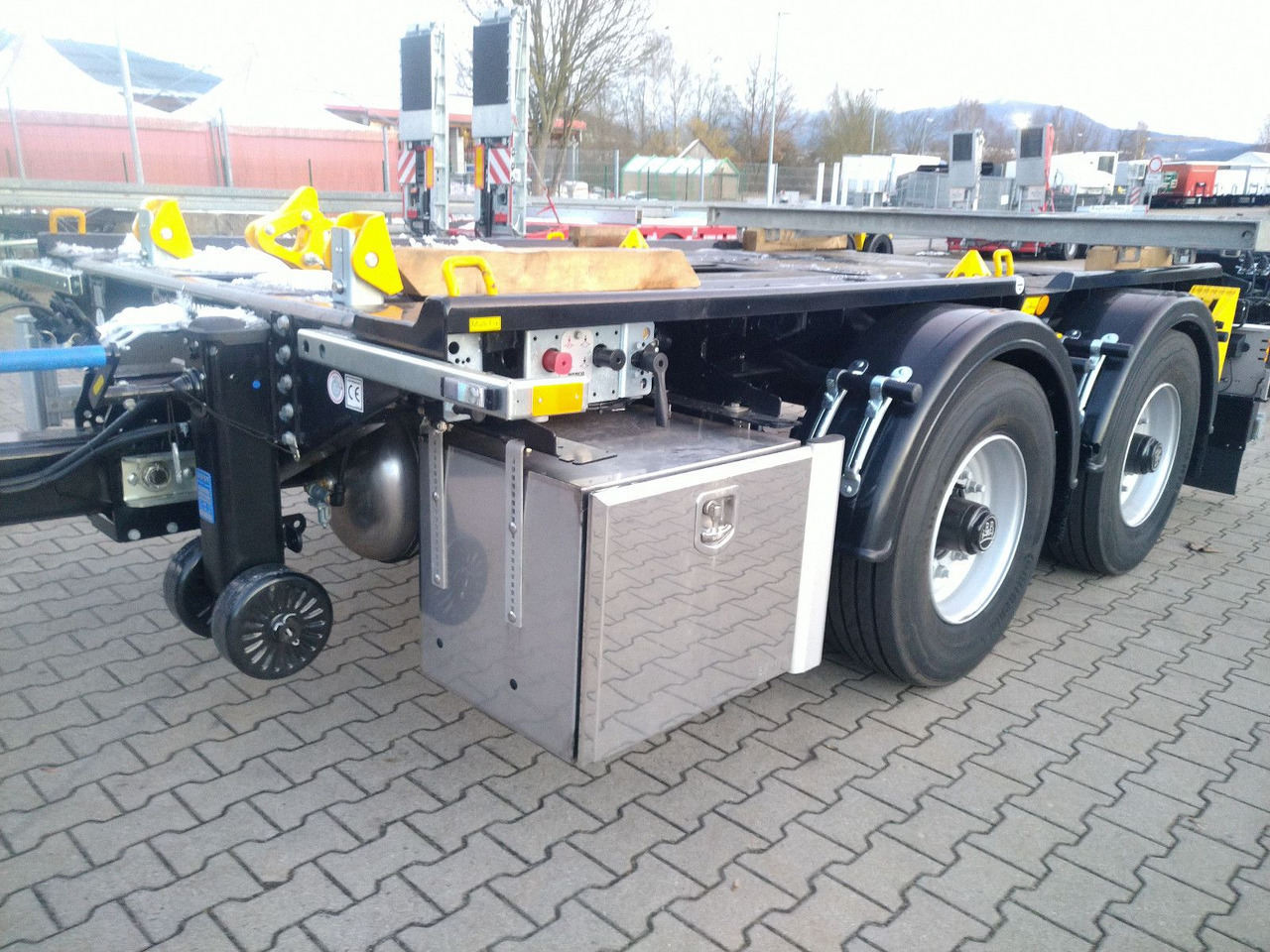 Hüffermann 2-ACHS-MINI-CARRIER MULTIFIX verzinkt NEU BPW Hüffermann 2-ACHS-MINI-CARRIER MULTIFIX verzinkt NEU BPW - Rimorchio scarrabile/ Multibenna: foto 1 Hüffermann 2-ACHS-MINI-CARRIER MULTIFIX verzinkt NEU BPW Hüffermann 2-ACHS-MINI-CARRIER MULTIFIX verzinkt NEU BPW - Rimorchio scarrabile/ Multibenna: foto 1