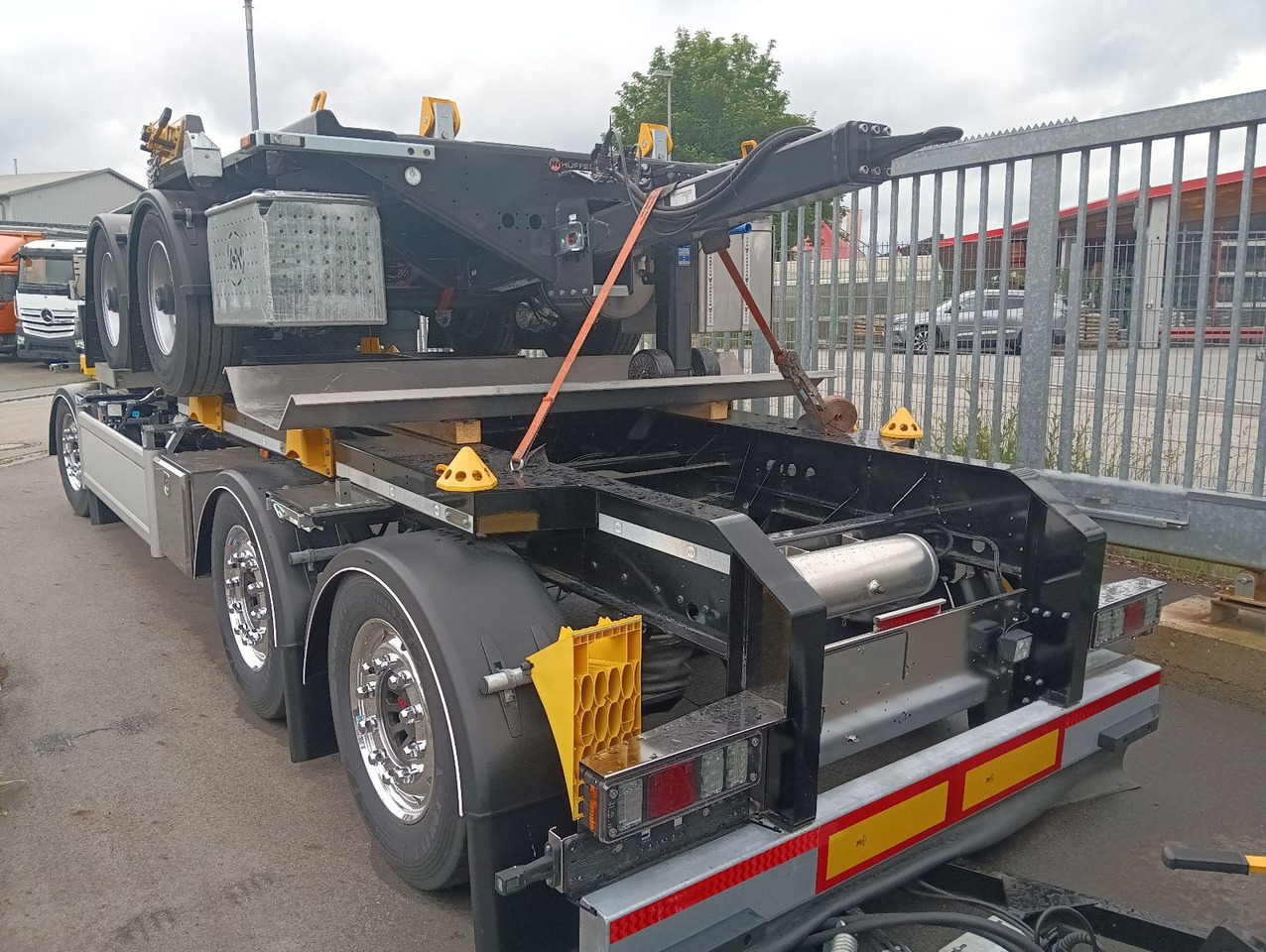 Hüffermann 3-A VARIO-CARRIER SAF NEU VERZINKT LiftAlufelgen - Rimorchio scarrabile/ Multibenna: foto 4 Hüffermann 3-A VARIO-CARRIER SAF NEU VERZINKT LiftAlufelgen - Rimorchio scarrabile/ Multibenna: foto 4