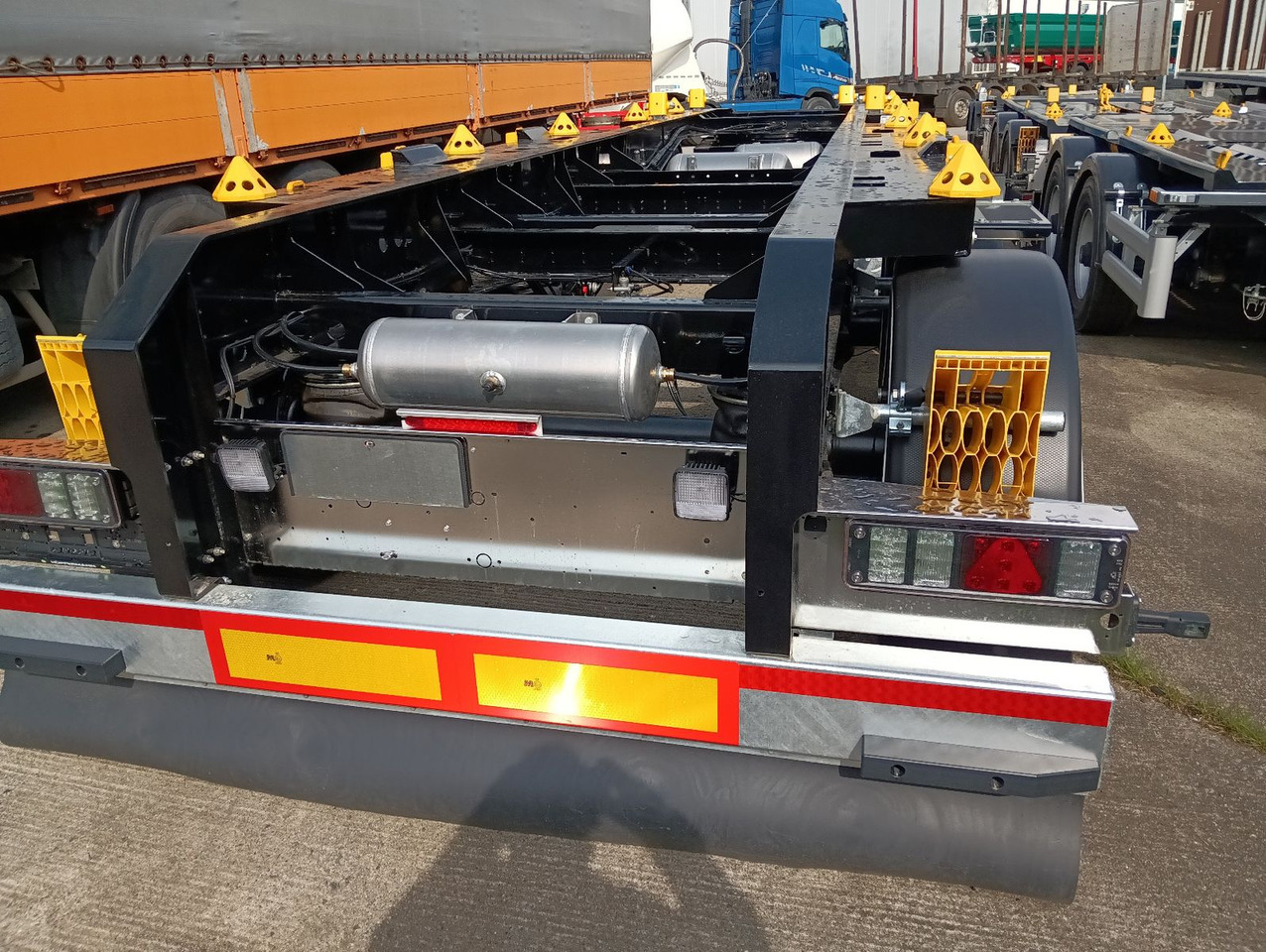 Hüffermann 3-A VARIO-CARRIER SAF NEU VERZINKT LiftAlufelgen - Rimorchio scarrabile/ Multibenna: foto 5 Hüffermann 3-A VARIO-CARRIER SAF NEU VERZINKT LiftAlufelgen - Rimorchio scarrabile/ Multibenna: foto 5