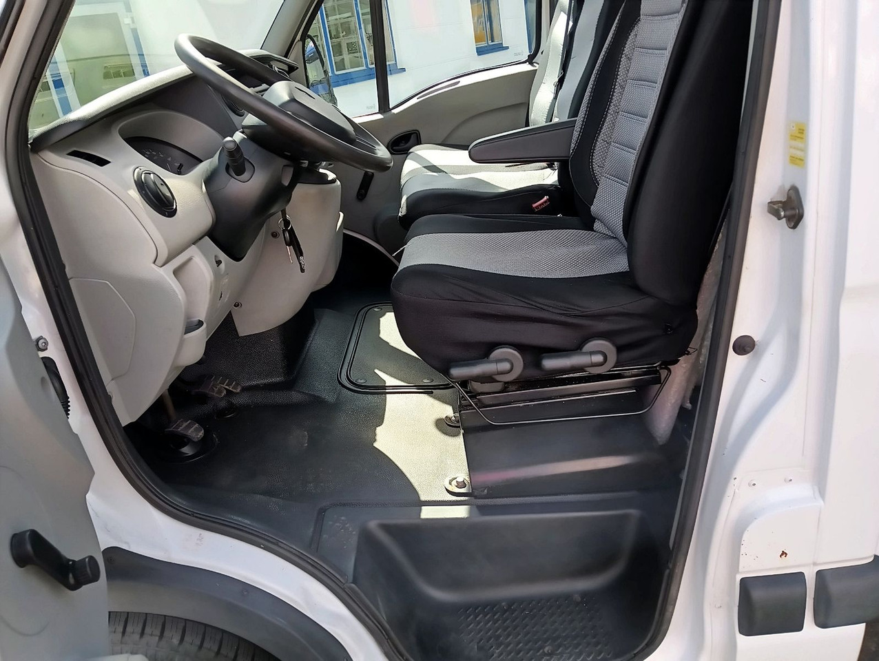 Furgone con cassone fisso, Furgone doppia cabina Renault MASTER 3,5t  AHK, TÜV/Reifen/Bremse NEU orig.64t: foto 18