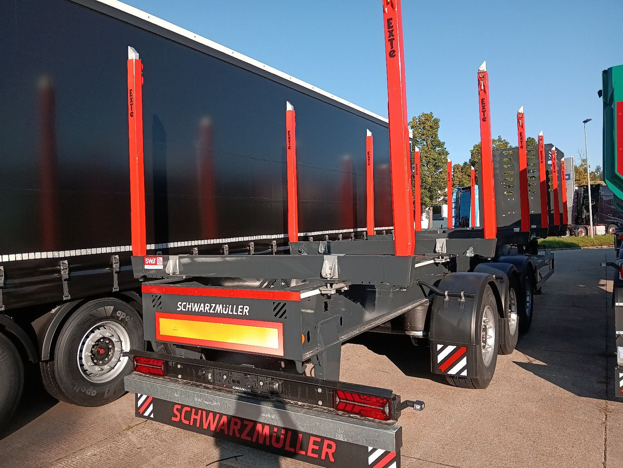 Schwarzmüller 3-A Rungensattel 6xExte144S 5560kg NEU sofort Schwarzmüller 3-A Rungensattel 6xExte144S 5560kg NEU sofort - Semirimorchio trasporto legname: foto 4 Schwarzmüller 3-A Rungensattel 6xExte144S 5560kg NEU sofort Schwarzmüller 3-A Rungensattel 6xExte144S 5560kg NEU sofort - Semirimorchio trasporto legname: foto 4